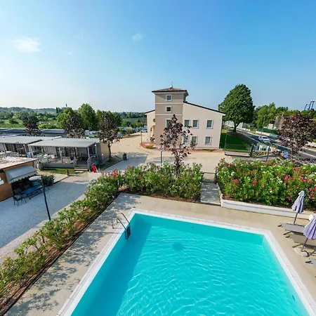 I Campi Wine Relais Otel *